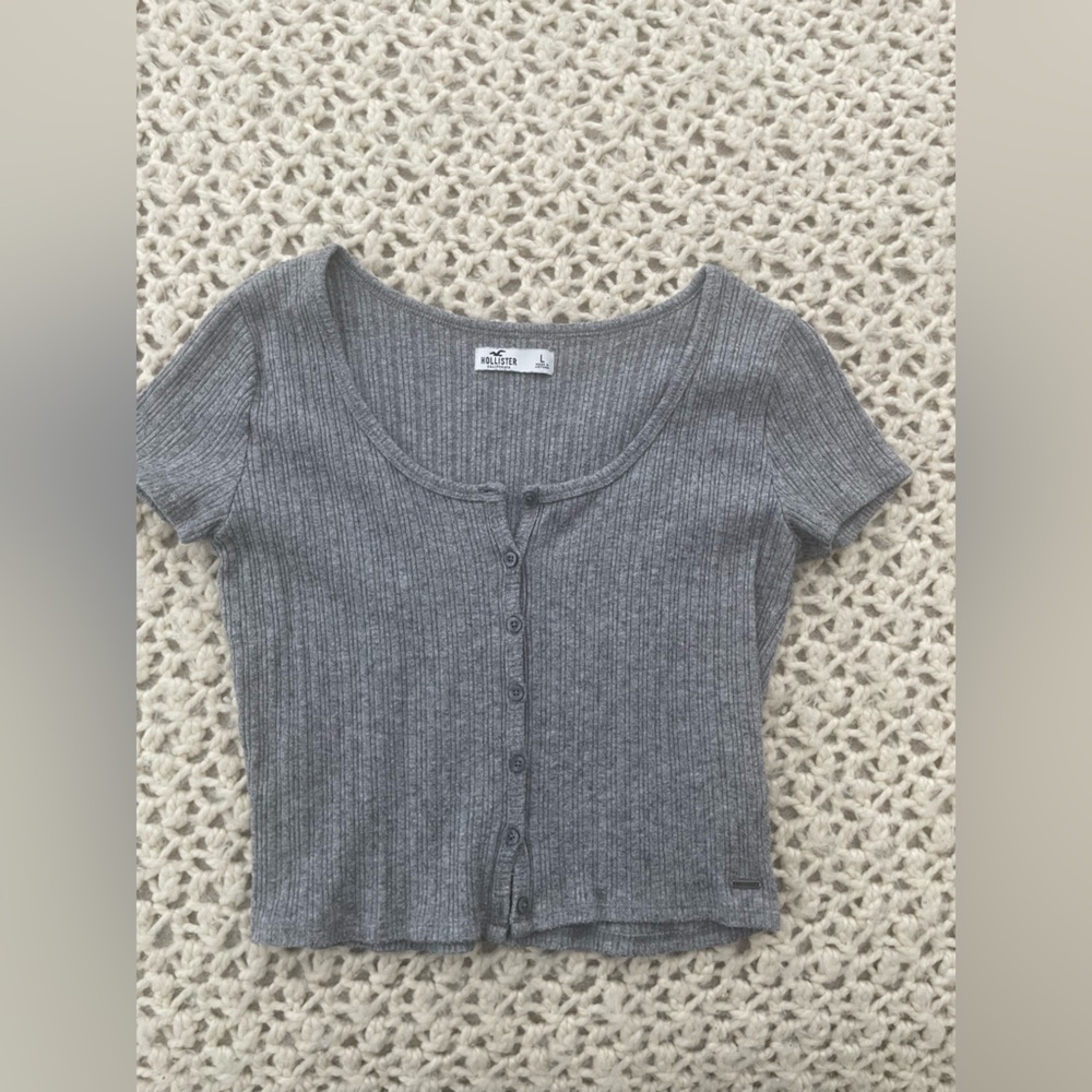 Hollister ribbed Henley cropped shirt